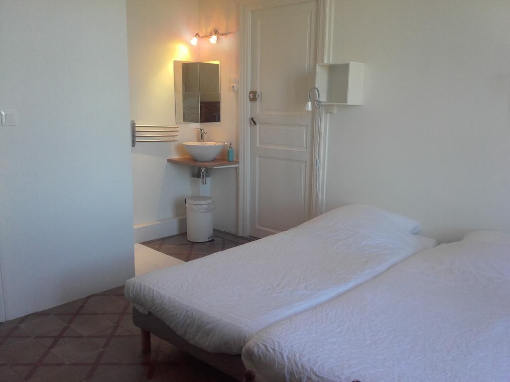 Chambre D'Hotes Avec Cuisine Commune - 5 Mns De Narbonne Cuxac-dʼAude Dış mekan fotoğraf